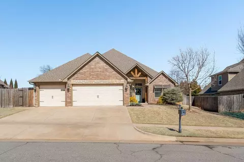813 184th Ct, Edmond, OK 73012