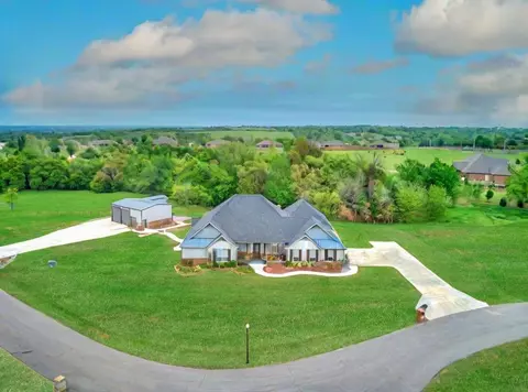 1102 Noah Pl, Tuttle, OK 73089