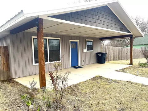215 N Mckinley Ave, Shawnee, OK 74801