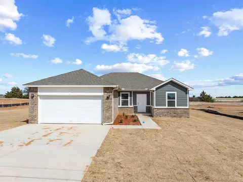 5200 Grassland Dr, Guthrie, OK 73044