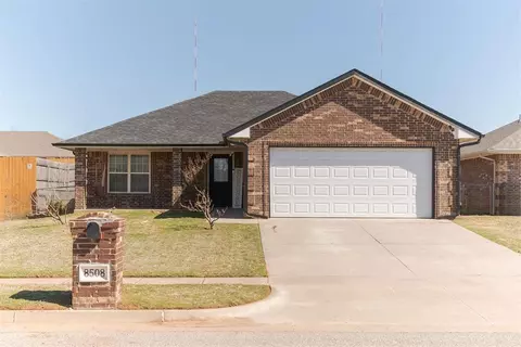 8508 Durland Way, Oklahoma City, OK 73114