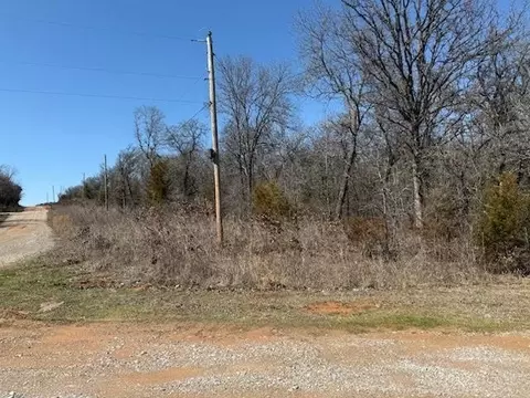E Captain Drive, Wellston, OK 74881