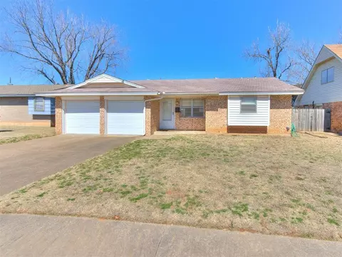 3925 SE 14th St, Del City, OK 73115