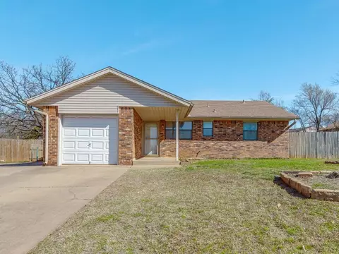 337 Robbin Cir, Noble, OK 73068