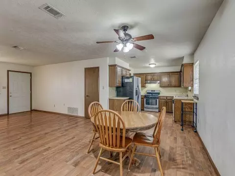 337 Robbin Cir, Noble, OK 73068 photo 9