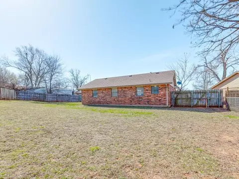 337 Robbin Cir, Noble, OK 73068 photo 16