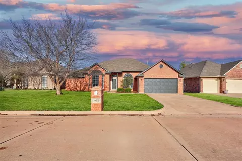 14609 N Waterfront Rd, Edmond, OK 73013