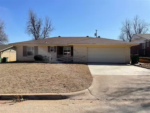 404 Walnut Ave, Yukon, OK 73099