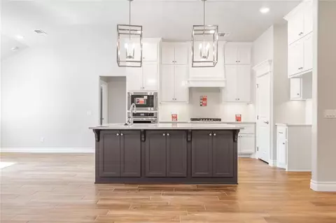4208 NW 158th St, Edmond, OK 73013