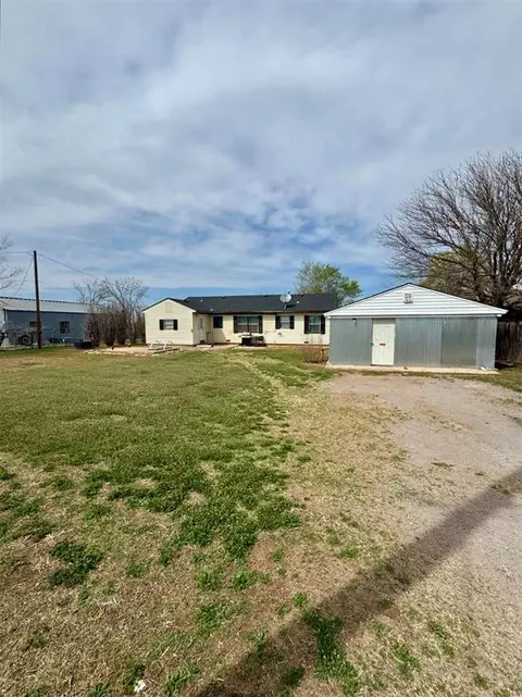 908 E North Boundary St, Sentinel, OK 73664 photo 21
