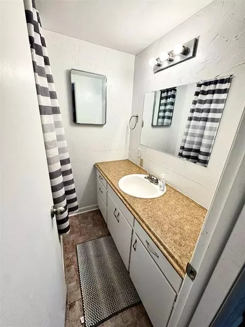 908 E North Boundary St, Sentinel, OK 73664 photo 9