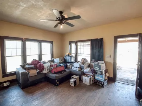 209 E Main, Prague, OK 74864 photo 13