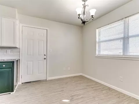 219 Stanton Dr, Norman, OK 73071 photo 9