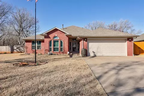2500 Weymouth Pl, Norman, OK 73071