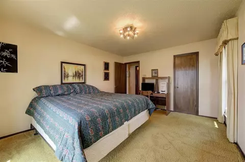 Bedroom - 1120 Par Ave, Guthrie, OK 73044 photo 2 of 3