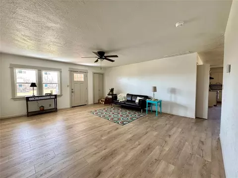 9 Morrow Dr, Chickasha, OK 73018 photo 3