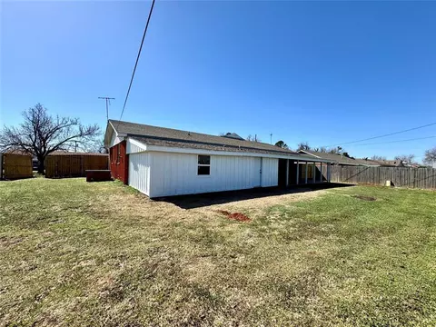 9 Morrow Dr, Chickasha, OK 73018 photo 32