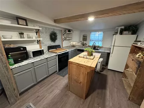 303 NE Avenue D, Idabel, OK 74745