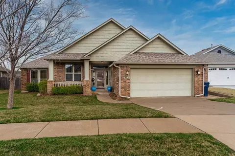 18525 Las Meninas Dr, Edmond, OK 73012