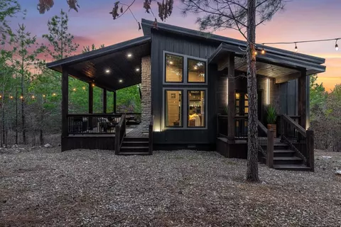 155 Butternut Trl, Broken Bow, OK 74728