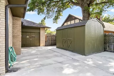 5923 E 56th St, Tulsa, OK 74135 photo 34