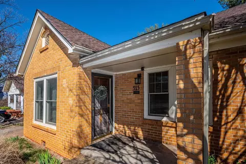 915 Cruce St, Norman, OK 73069 photo 2
