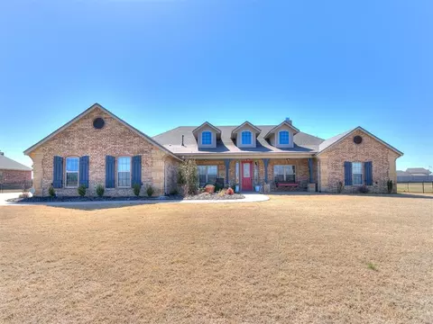12700 SW 24th St, Yukon, OK 73099