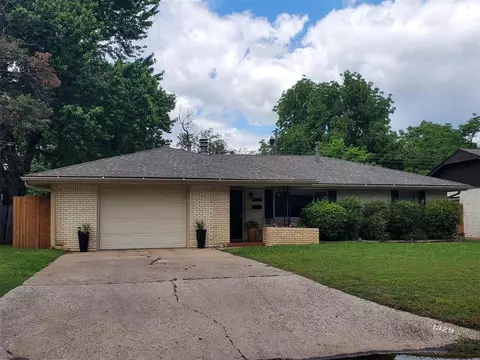 1329 Salsbury St, Norman, OK 73069