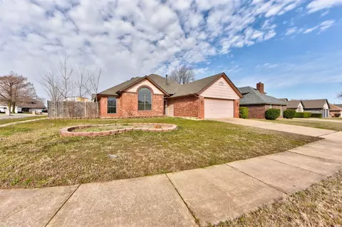 8125 Jason Dr, Oklahoma City, OK 73135