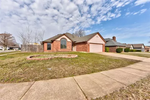 8125 Jason Dr, Oklahoma City, OK 73135
