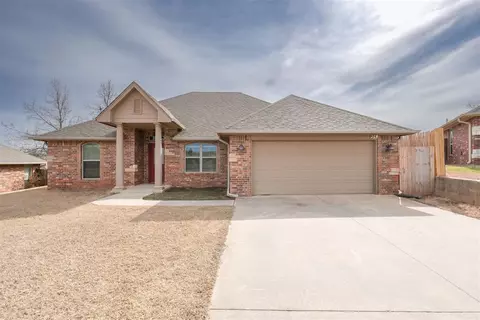 1205 Palmer Dr, Shawnee, OK 74804