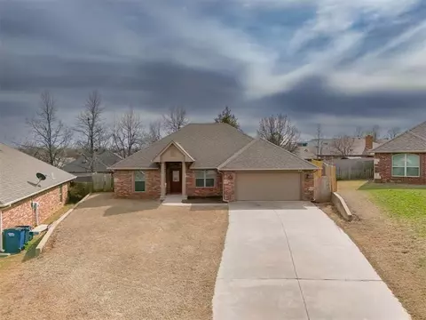 1205 Palmer Dr, Shawnee, OK 74804 photo 2