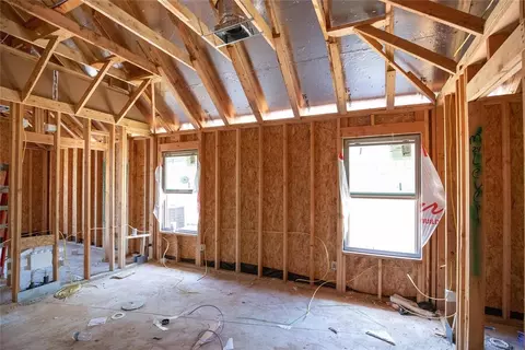 9313 NW 117th St, Yukon, OK 73099