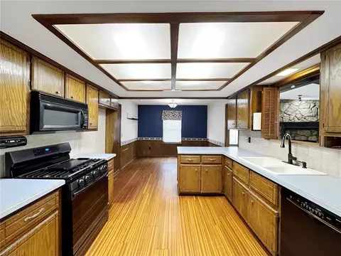 206 Loch Loop, Yukon, OK 73099 photo 9