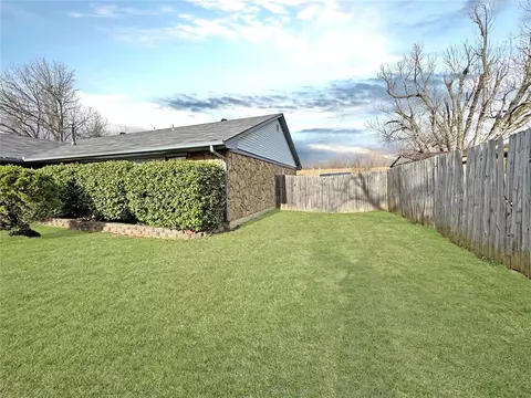 206 Loch Loop, Yukon, OK 73099 photo 25