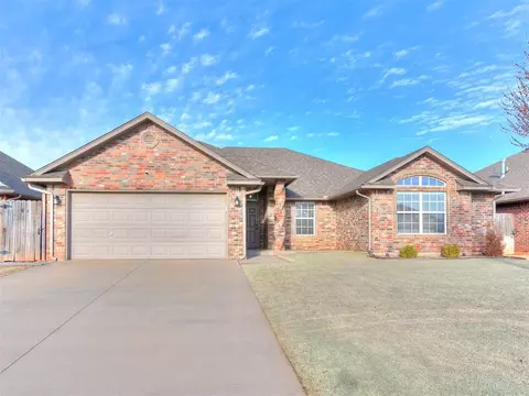 709 N Pheasant Way, Mustang, OK 73064