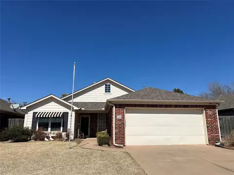 2455 Manchester Dr #11, Oklahoma City, OK 73120