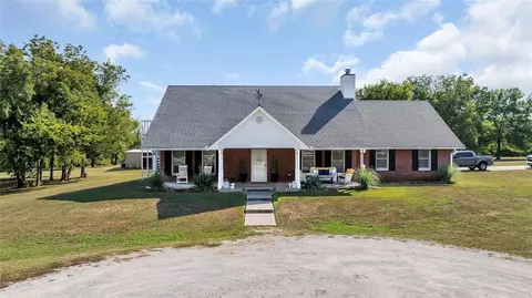 373 Pierce Rd, Ardmore, OK 73401