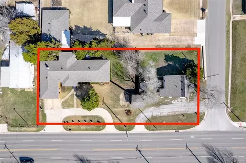 3004 N Santa Fe Ave, Moore, OK 73160