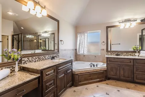 4801 First Light Ln, Edmond, OK 73034 photo 21