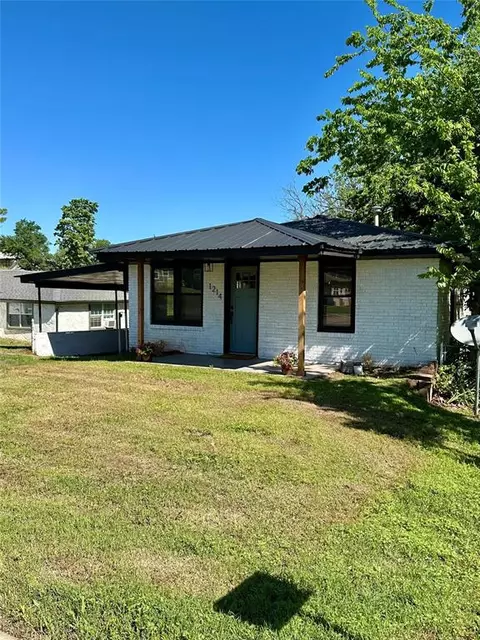 1214 E Cleveland Ave, Guthrie, OK 73044