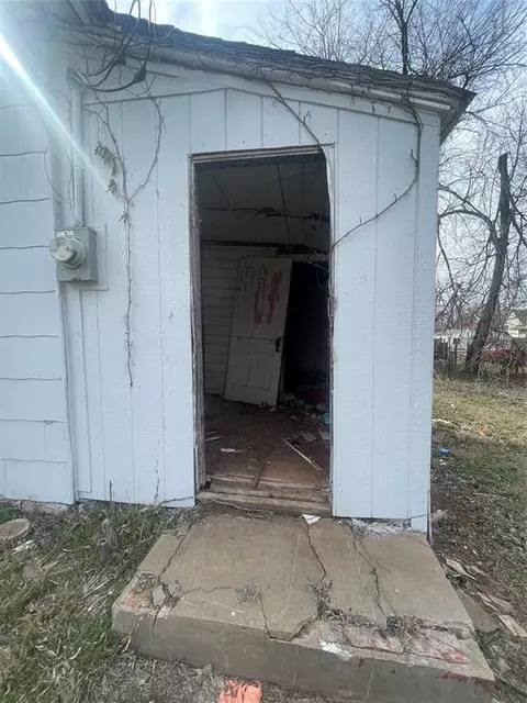 708 E Vilas Ave, Guthrie, OK 73044 photo 6