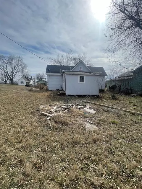 708 E Vilas Ave, Guthrie, OK 73044 photo 9