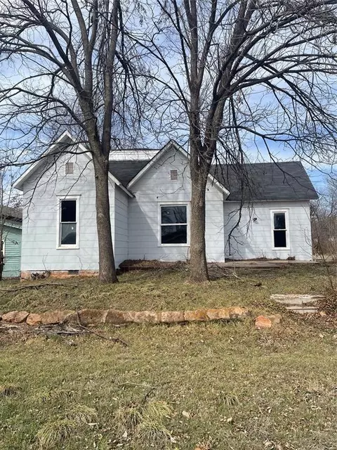 708 E Vilas Ave, Guthrie, OK 73044 photo 1