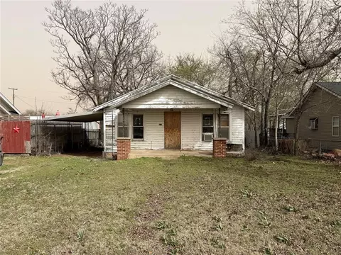 212 S 4th St, Mcloud, OK 74851 photo 2