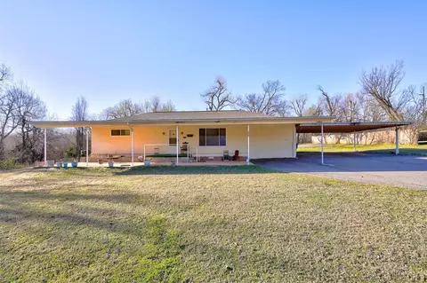 1515 E Harrison Ave, Guthrie, OK 73044