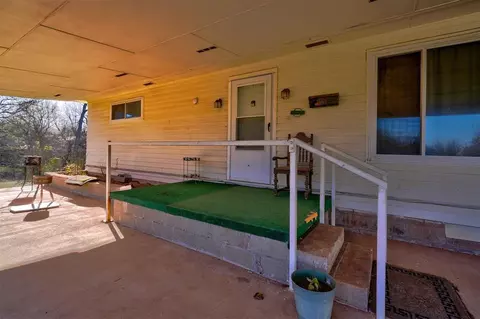 1515 E Harrison Ave, Guthrie, OK 73044 photo 3