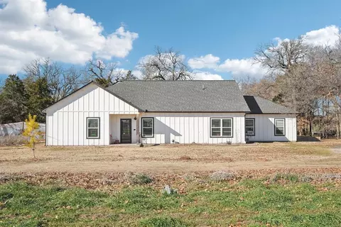 4275 N Rockwell Ave, Crescent, OK 73028
