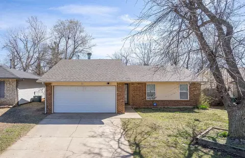 16 S Eastgate Dr, Yukon, OK 73099