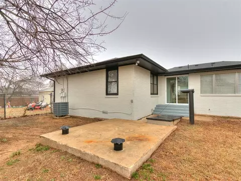 325 S 4th St, Mcloud, OK 74851 photo 47